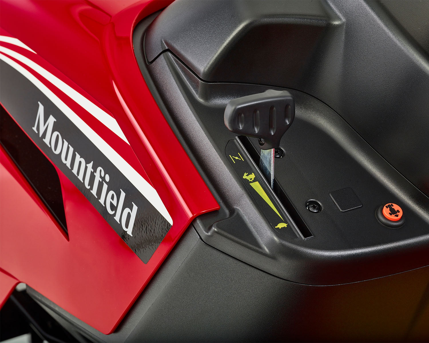 Mountfield 1538H-SD Side Discharge and Mulch 38" Ride On Lawn Mower