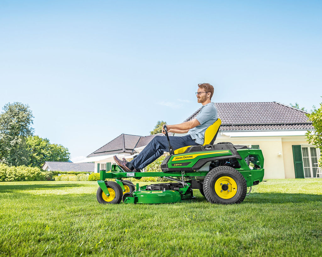 John Deere Z320M Side Discharge 42" Zero-Turn Lawn Mower