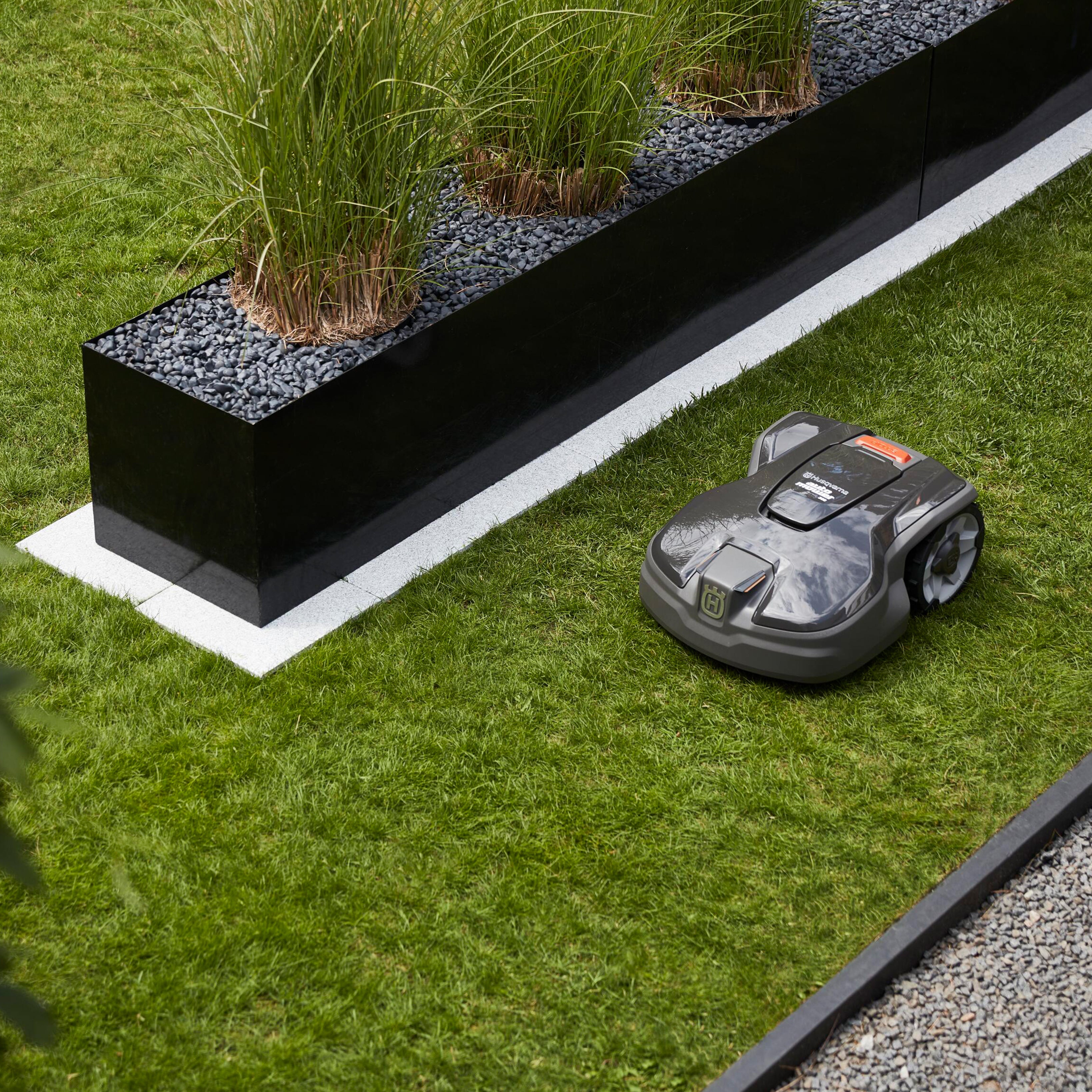 Husqvarna Automower 305 Robotic Lawnmower