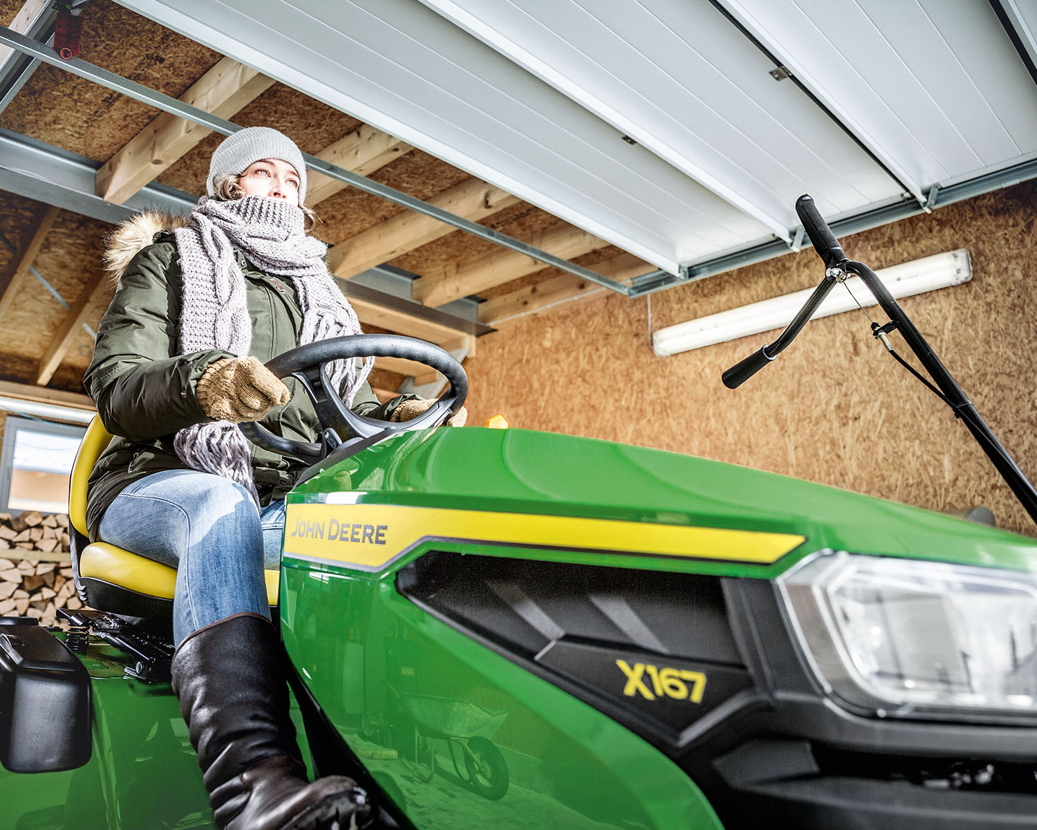 John Deere X167 Side Discharge and Mulching 48" Ride On Lawn Mower (2025 Model)
