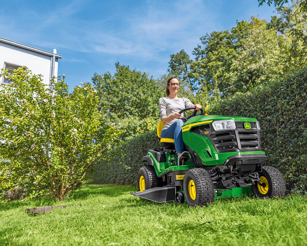 John Deere X127 Side Discharge and Mulching 42" Ride On Lawn Mower (2026 Model)
