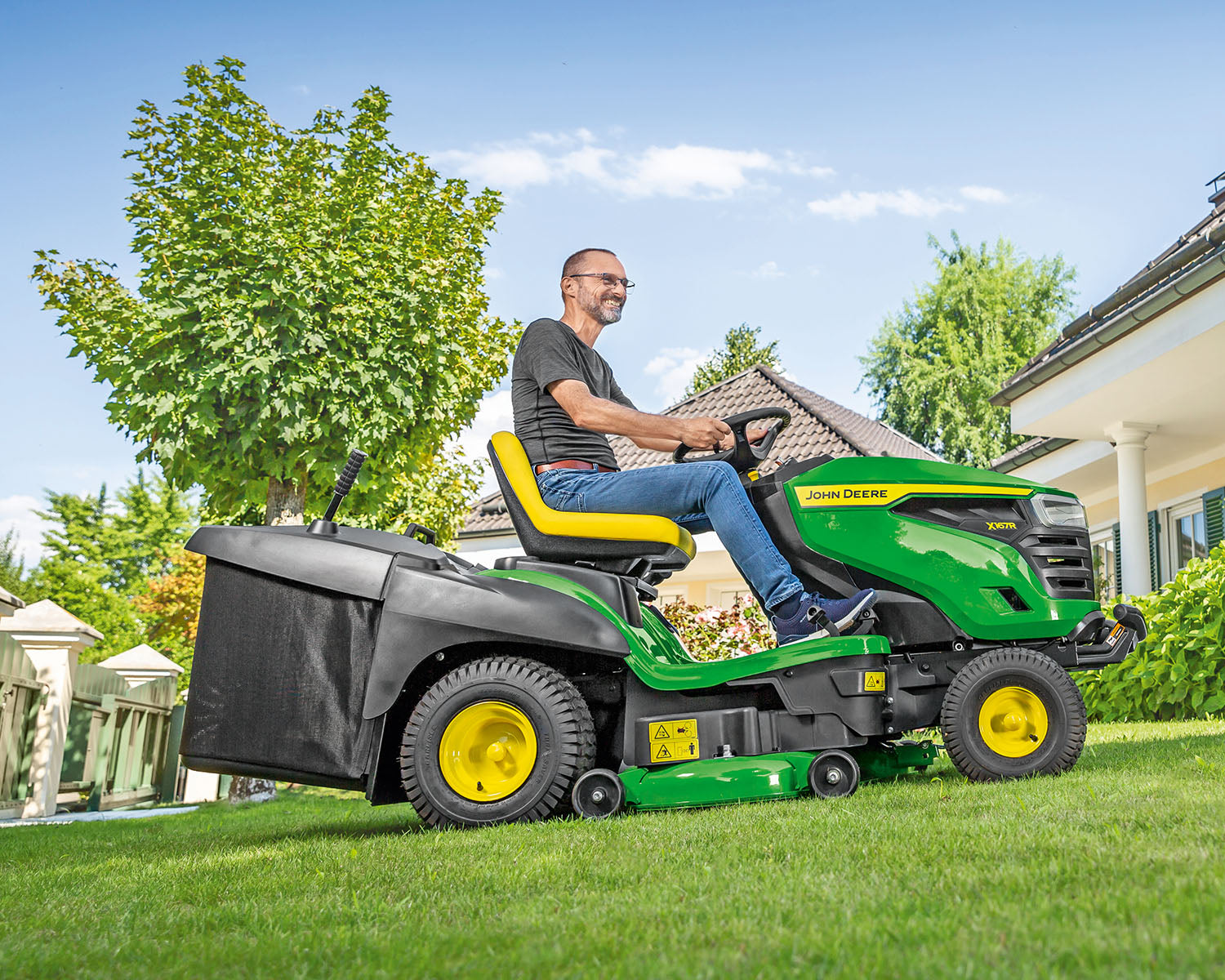 John Deere X167R Rear Collect 42" Ride On Lawn Mower (2025 Model)