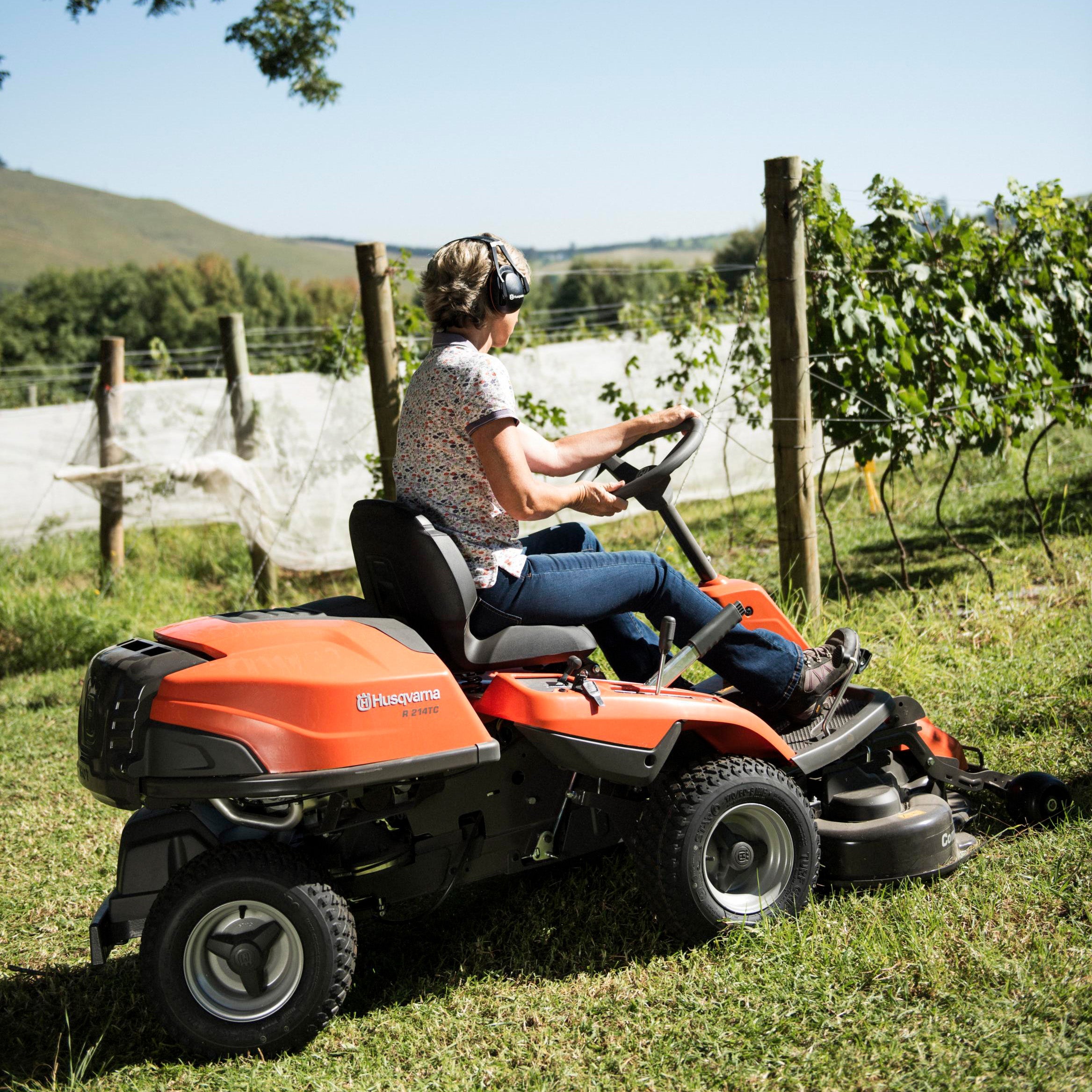 Husqvarna Rider 214TC Rear Discharge and Mulching 37" Mower