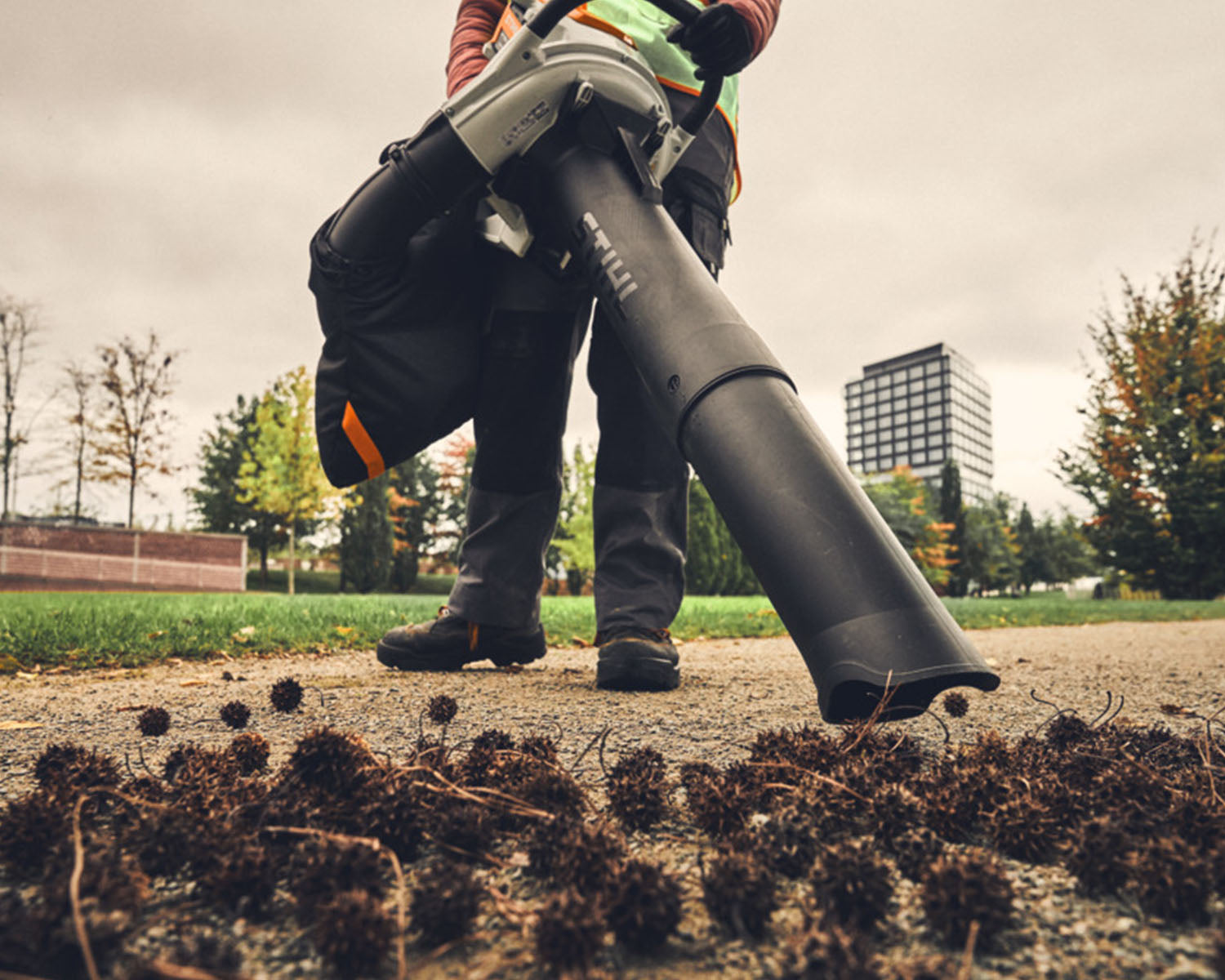 STIHL SHA140 Cordless Vacuum Shredder